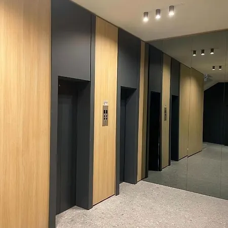 Luxury Design In דירה